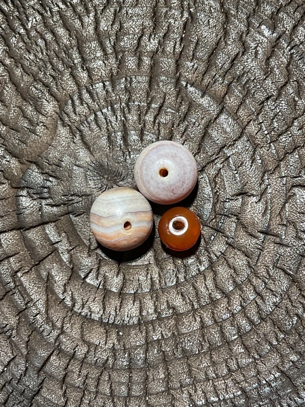 非金属树脂耳饰 张小虎专拍 两颗灰皮