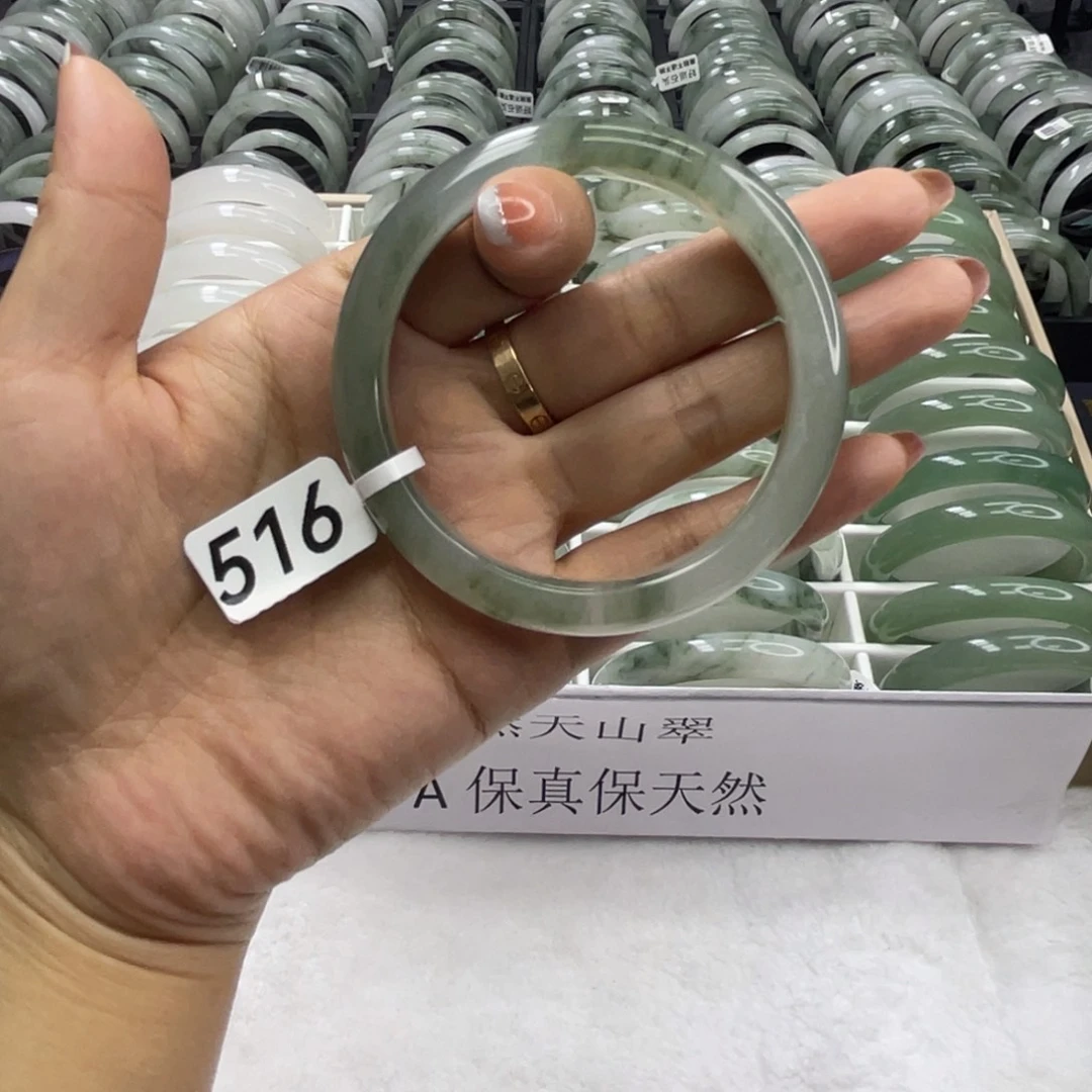 未镶嵌手镯石英质玉516