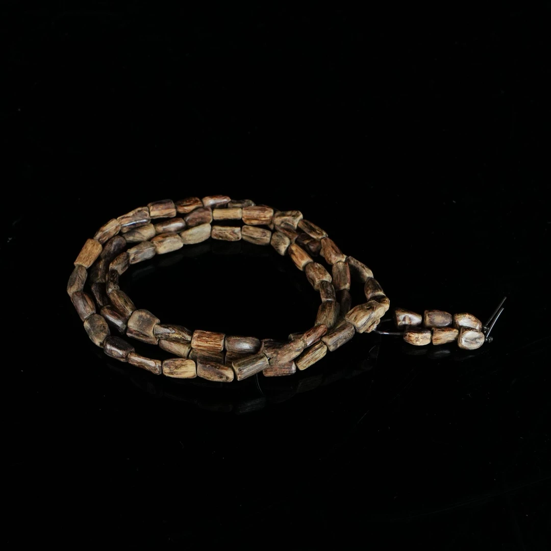 B5748 加里曼丹土沉沉水随型串 /10.69g