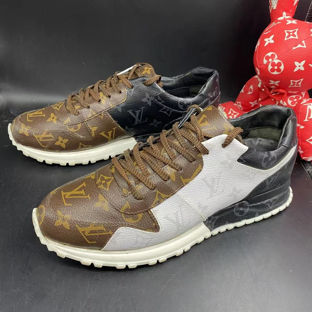 95新 LouisVuitton/路易威登 三色老花运动鞋40.5欧码los414