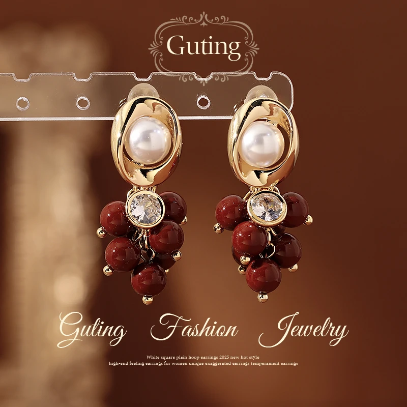 铜合金合成锆石耳饰 23436红色葡萄串耳环女高级感耳饰秋冬耳钉