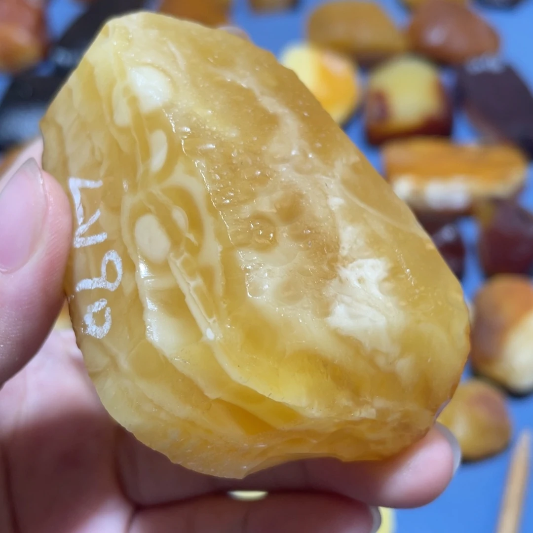 哥***”未镶嵌定制蜜蜡随形