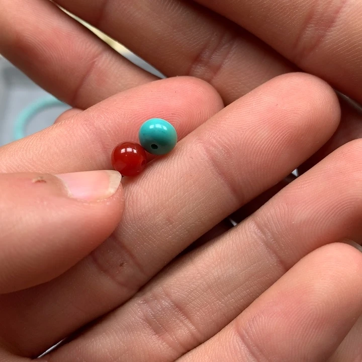 南红玛瑙配饰未镶嵌