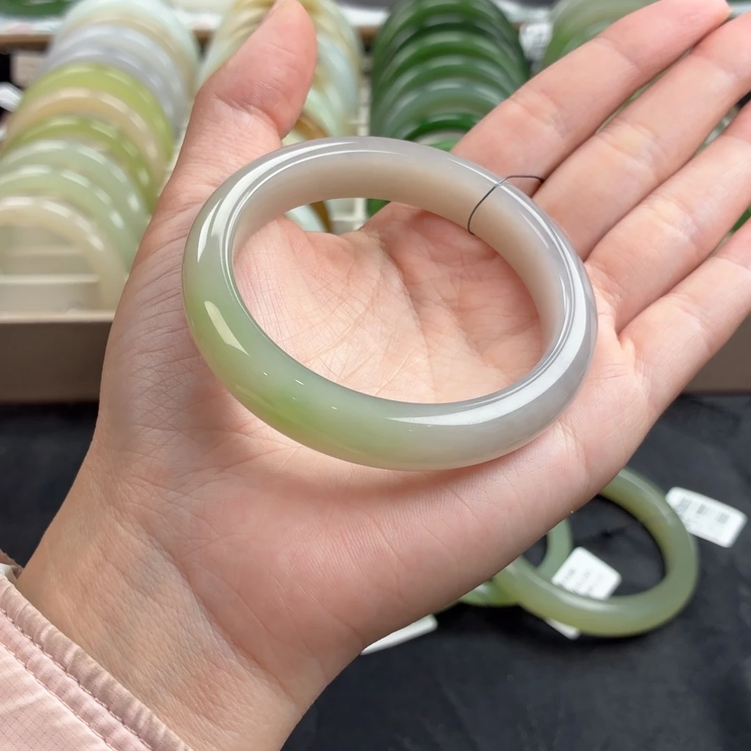 和田玉未镶嵌手镯-特色干净冰底紫翠36