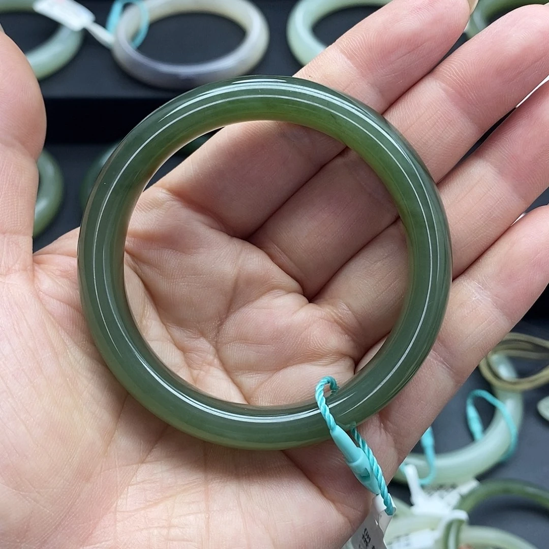 和田玉手镯未镶嵌53.54