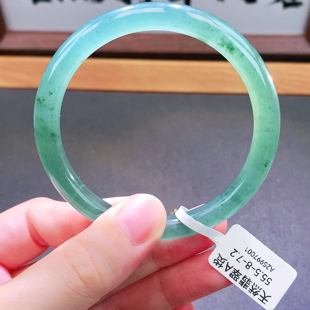 翡翠未镶嵌手镯天然翡翠