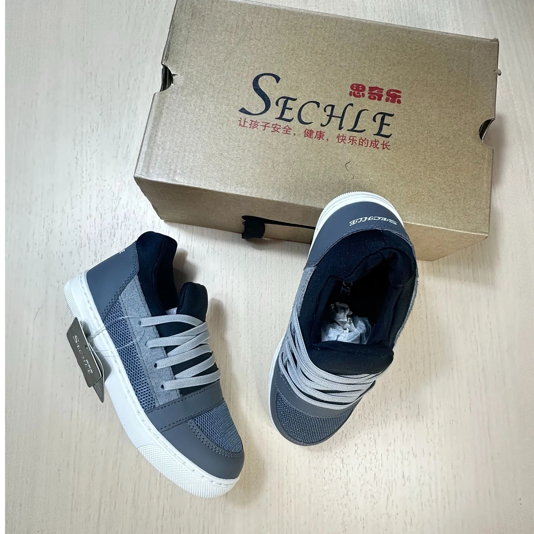 清仓尾货童鞋圆头牛皮鞋板鞋拼色透气网面春秋训练一脚蹬休闲鞋