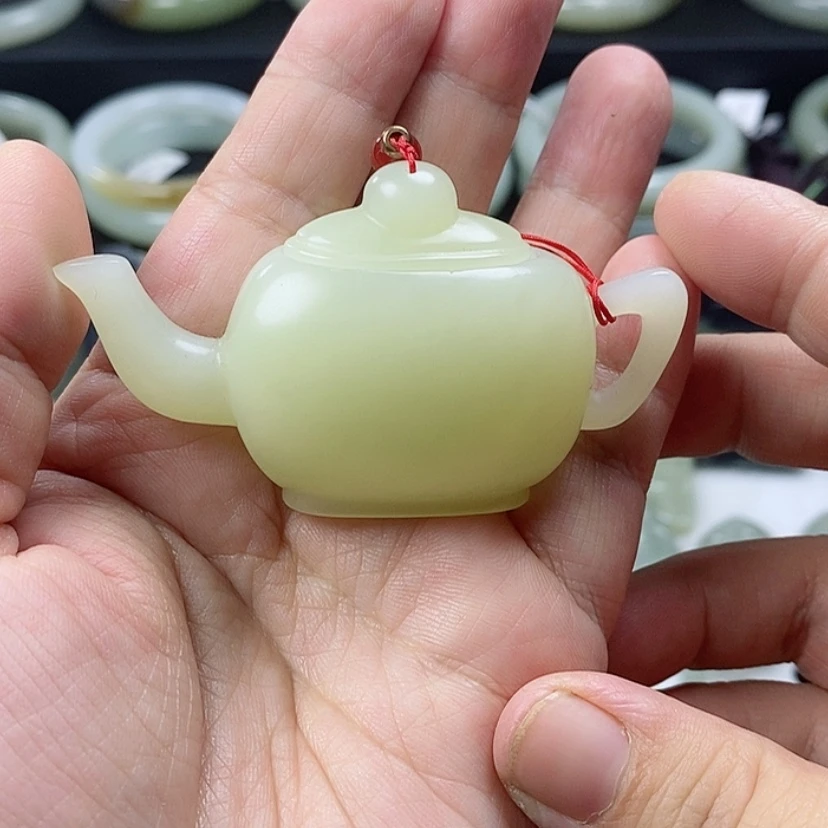 【闪购商品】颈饰未镶嵌和田玉