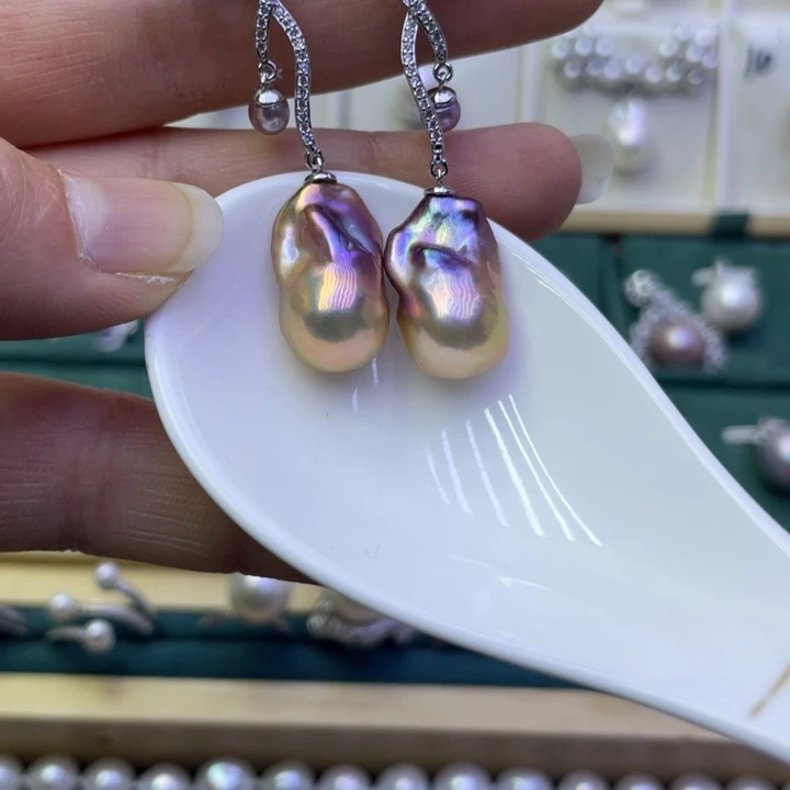淡水珍珠耳饰合金