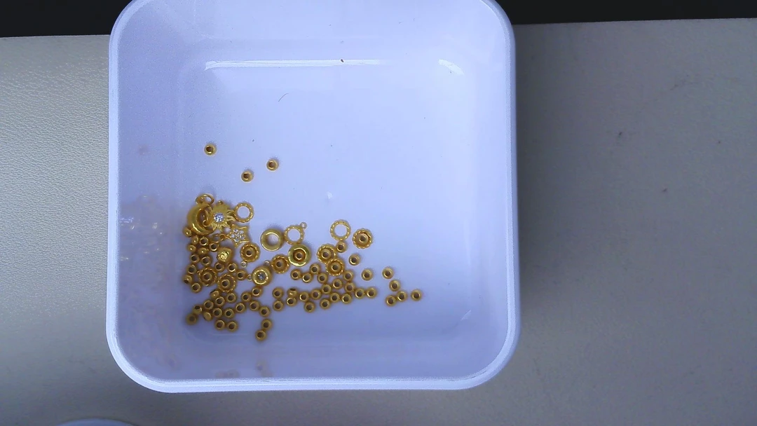 黄金足金小金 豆