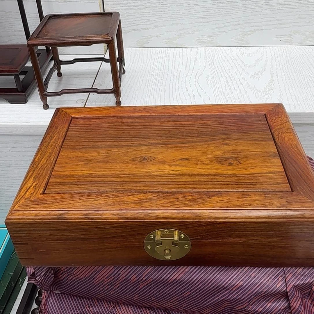 木刺猬紫檀长30盒子