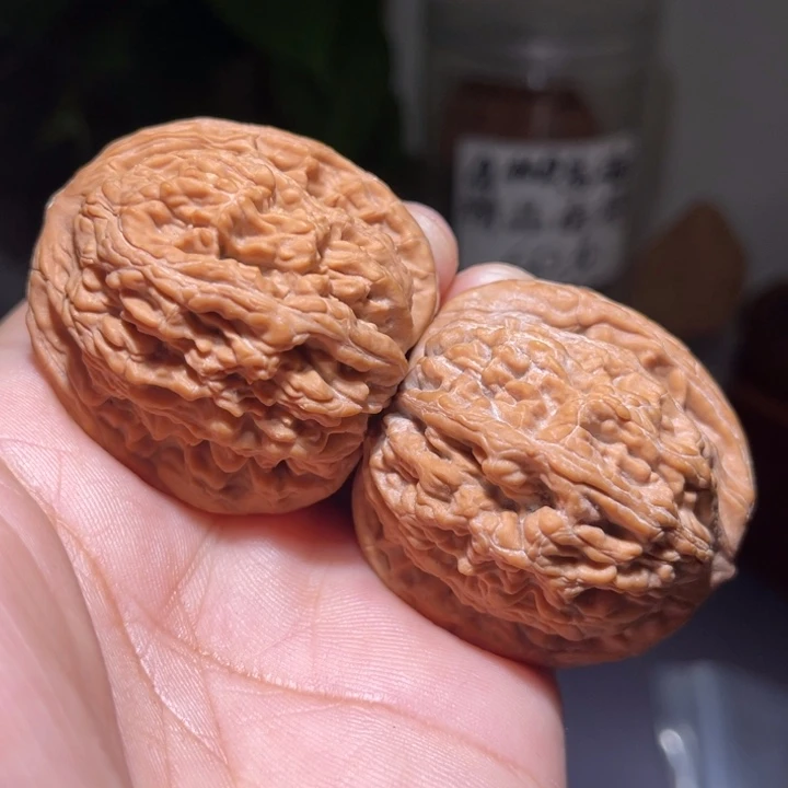 文玩核桃吊坠             40