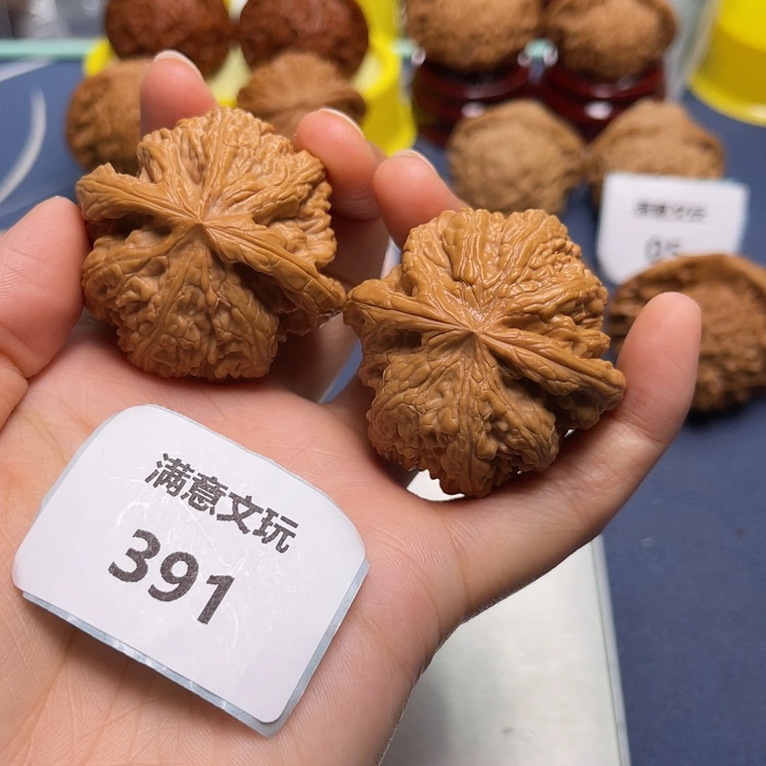 文玩核桃吊坠粗筋44.391