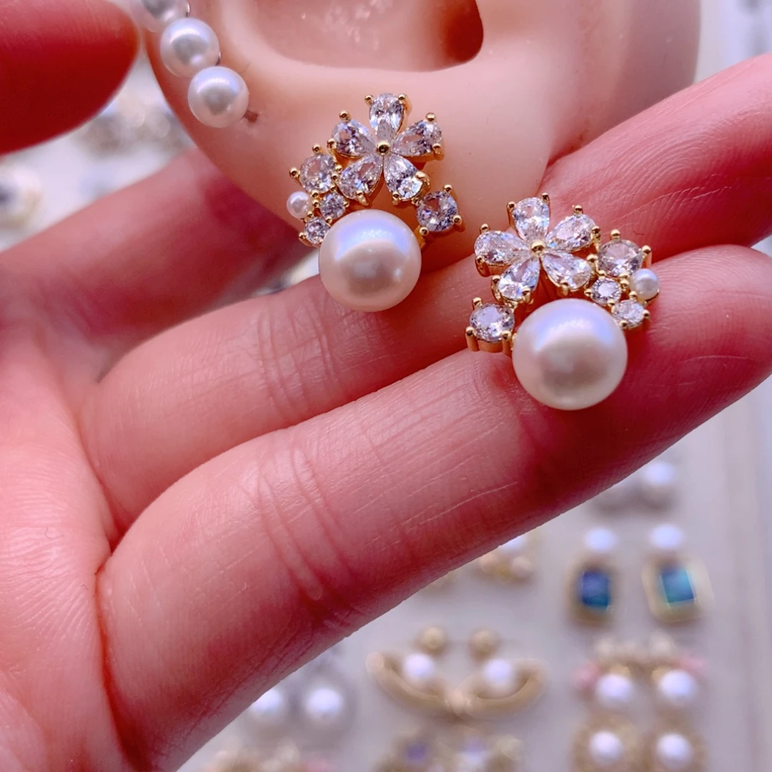 淡水珍珠合金耳饰