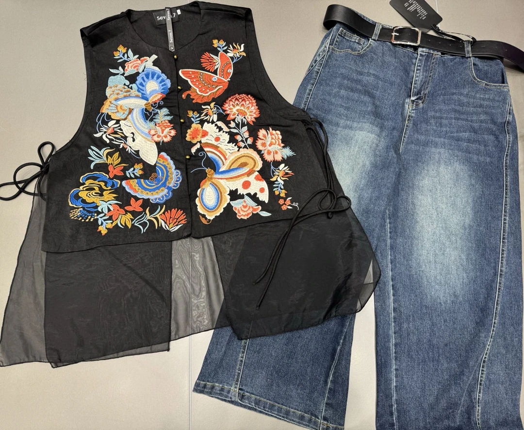 2025年秋季新款百搭显瘦重工刺绣马甲98009