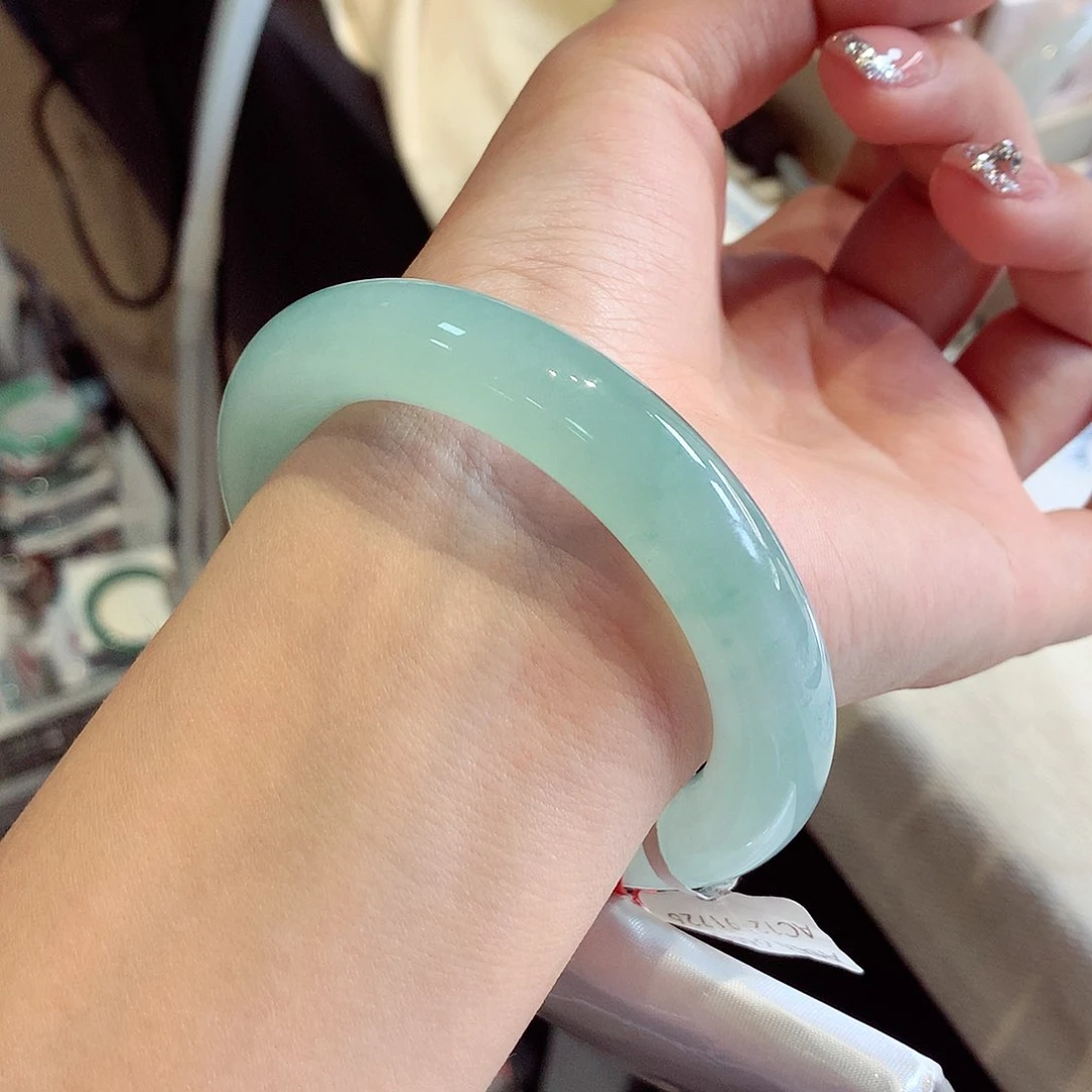 翡翠手镯未镶嵌25号圆条77