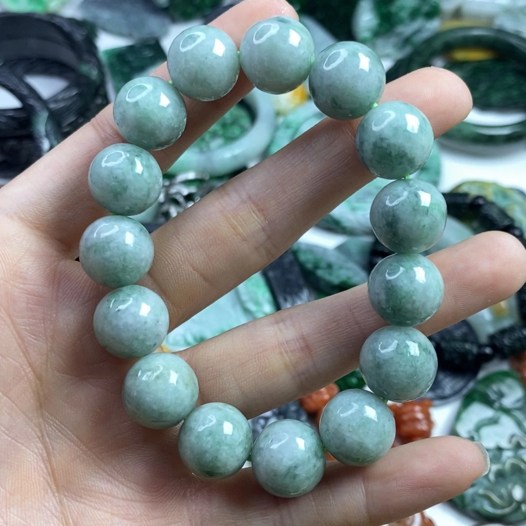 翡翠颈饰未镶嵌清****子吊坠