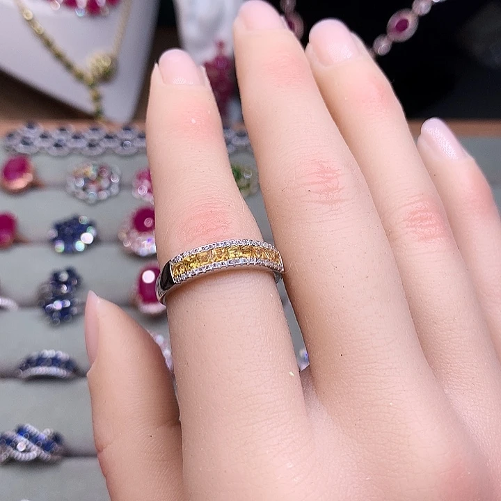 银S925镶嵌蓝宝石戒指