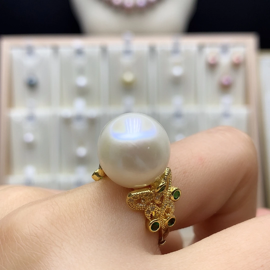 合金淡水珍珠颈饰