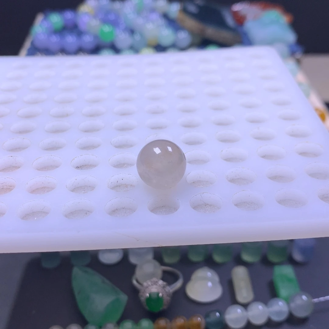 翡翠未镶嵌手链12.3翡翠圆珠