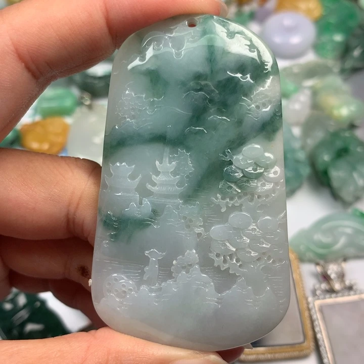翡翠未镶嵌颈饰翡翠