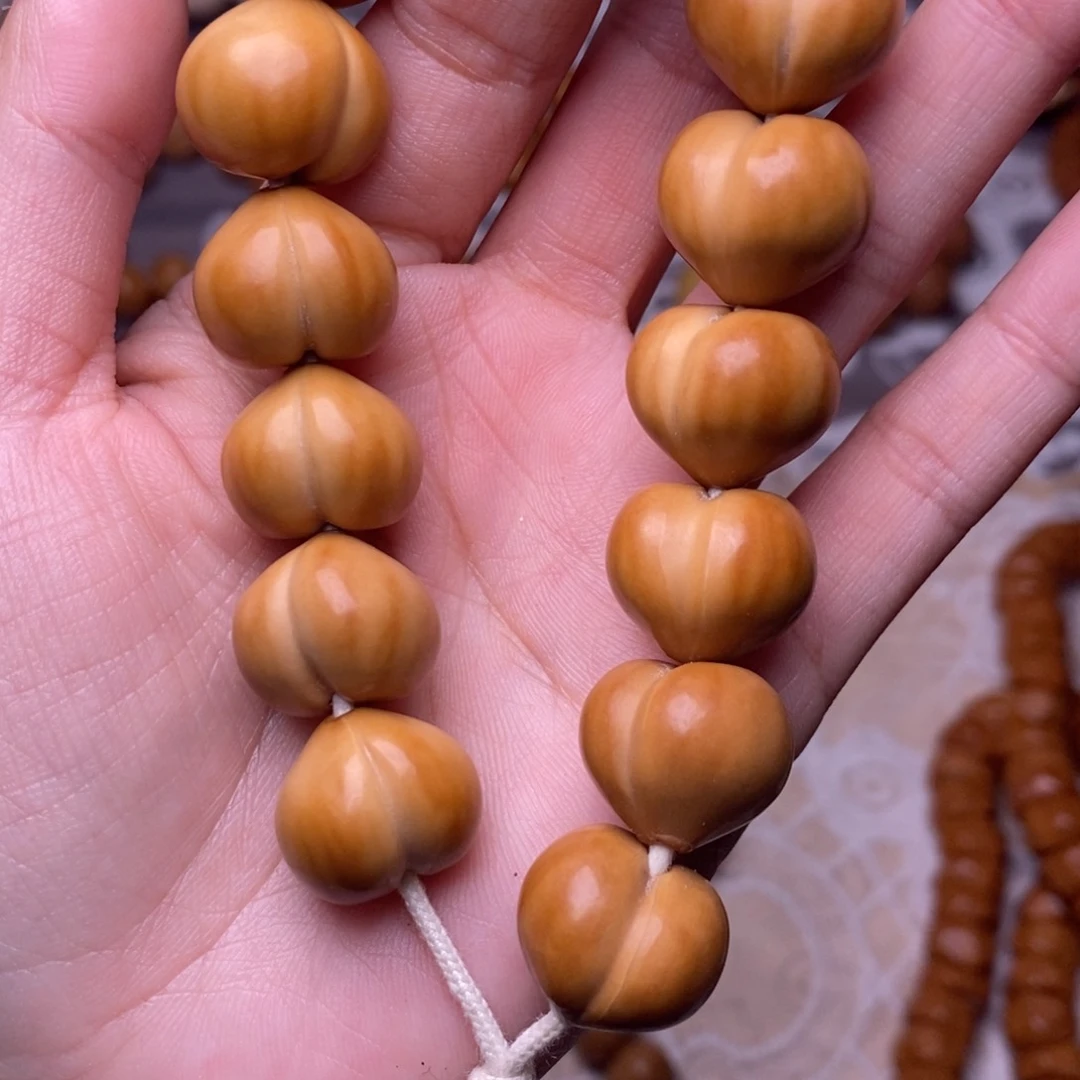 把件猴头核桃大屁桃