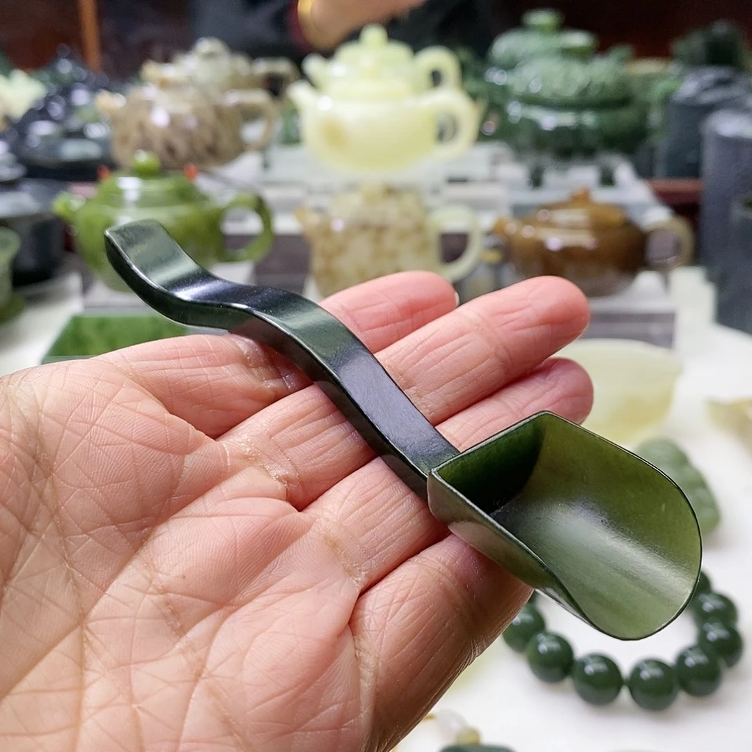 和田玉茶铲未镶嵌
