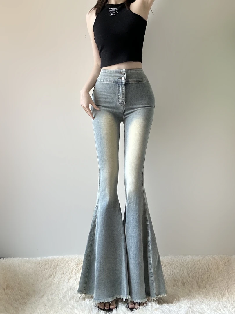 香蕉.2025新款高腰显瘦牛仔裤..