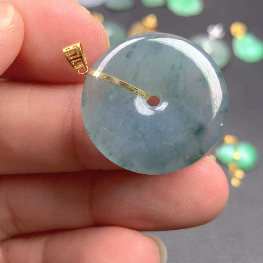 【闪购商品】颈饰18K金镶嵌翡翠翡翠