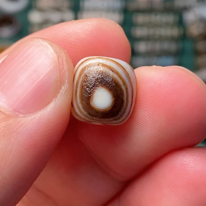 未镶嵌玛瑙/玉髓珠宝半成品