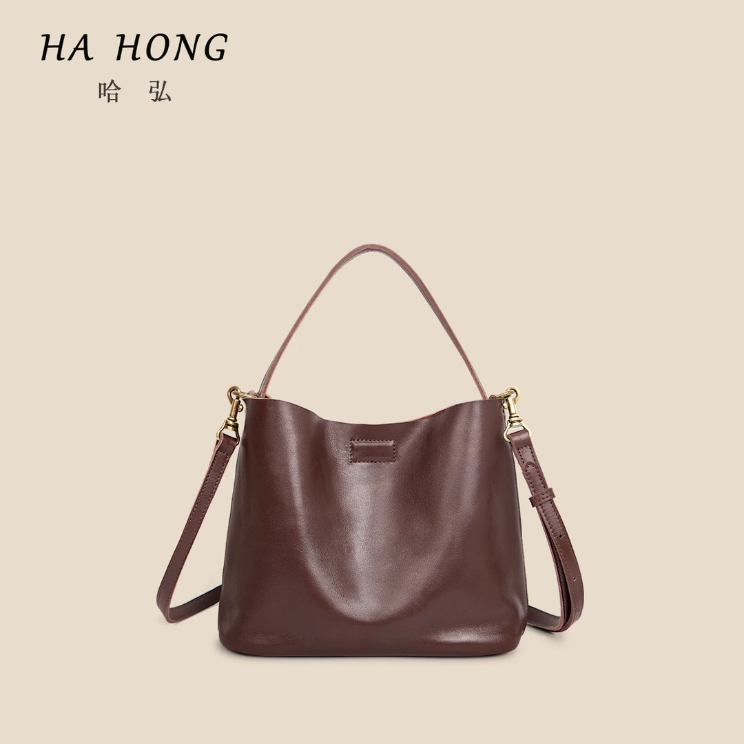 复古简约植鞣头层牛皮水桶包大容量手提斜挎腋下高级质感通勤包