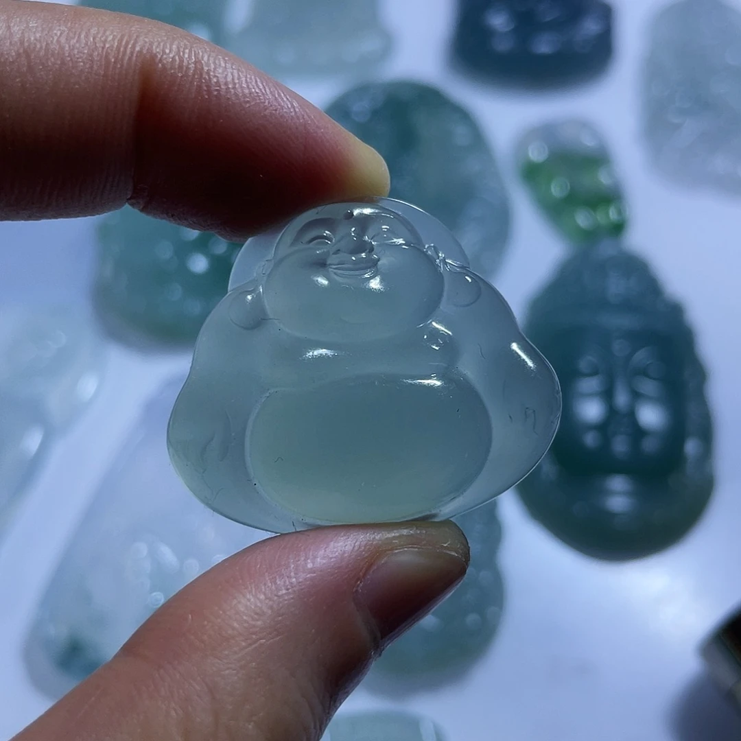 定制翡翠未镶嵌挂件