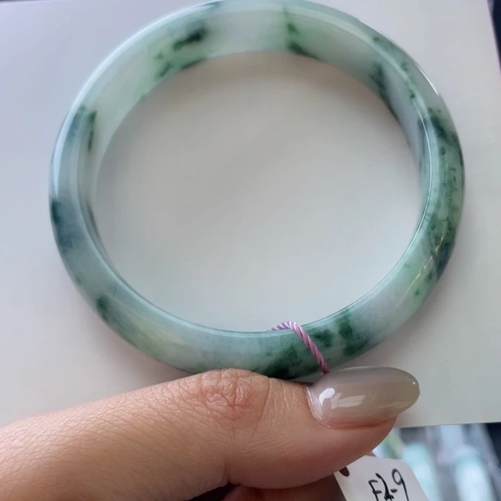翡翠未镶嵌手镯58