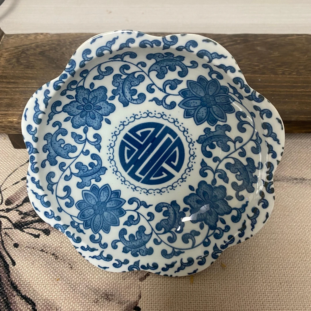 青花缠枝莲花型果盘K1