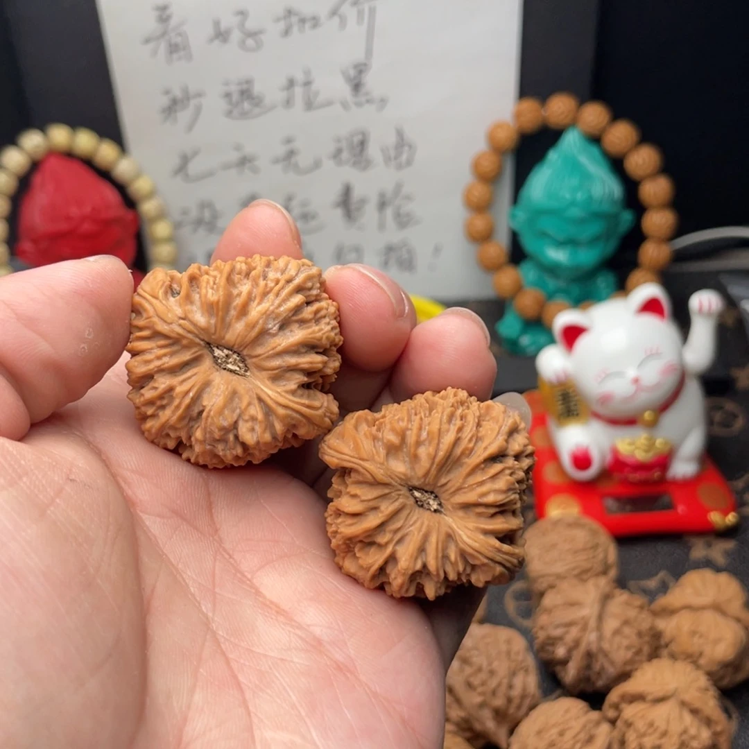 核桃把件夕*水37无修南疆