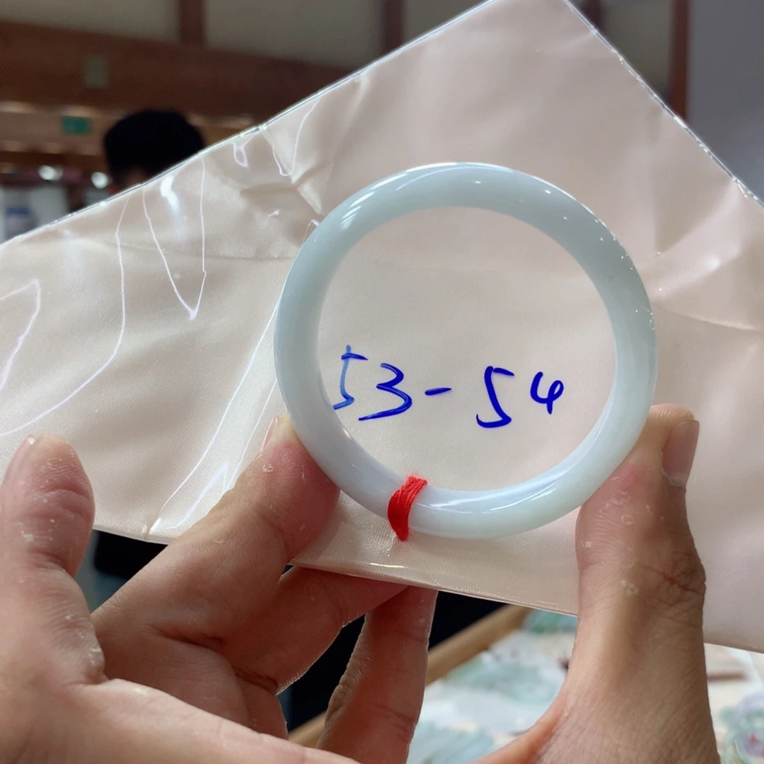 翡翠未镶嵌手镯翡翠