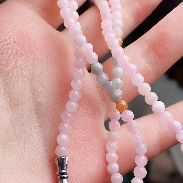 翡翠未镶嵌颈饰多样性