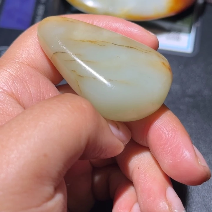 和田玉未镶嵌珠宝奇石