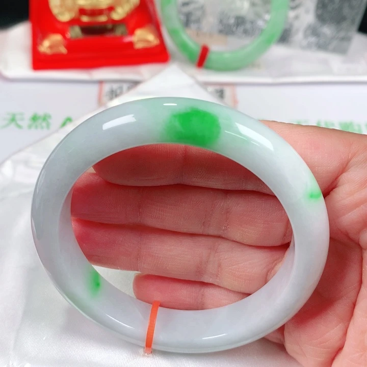 未镶嵌手镯翡翠   编号882504 正圈56