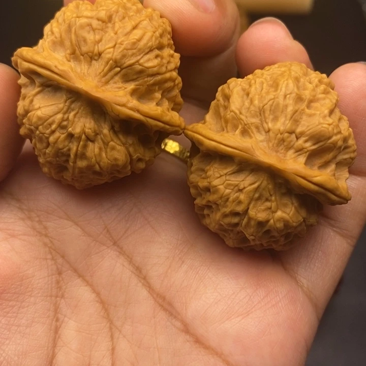 文玩核桃把件41尺麒麟狮子