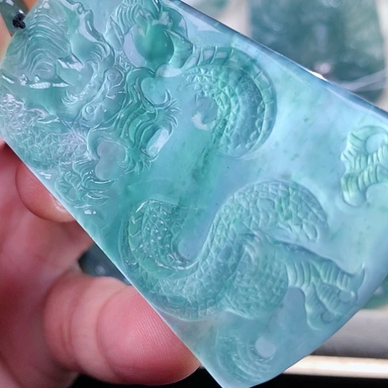 【闪购商品】翡翠颈饰未镶嵌天然翡翠