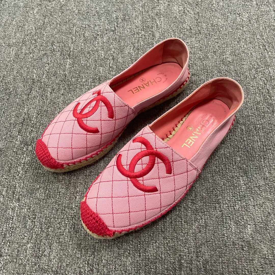 95新 Chanel/香奈儿  圆头套脚渔夫鞋  38码/6252