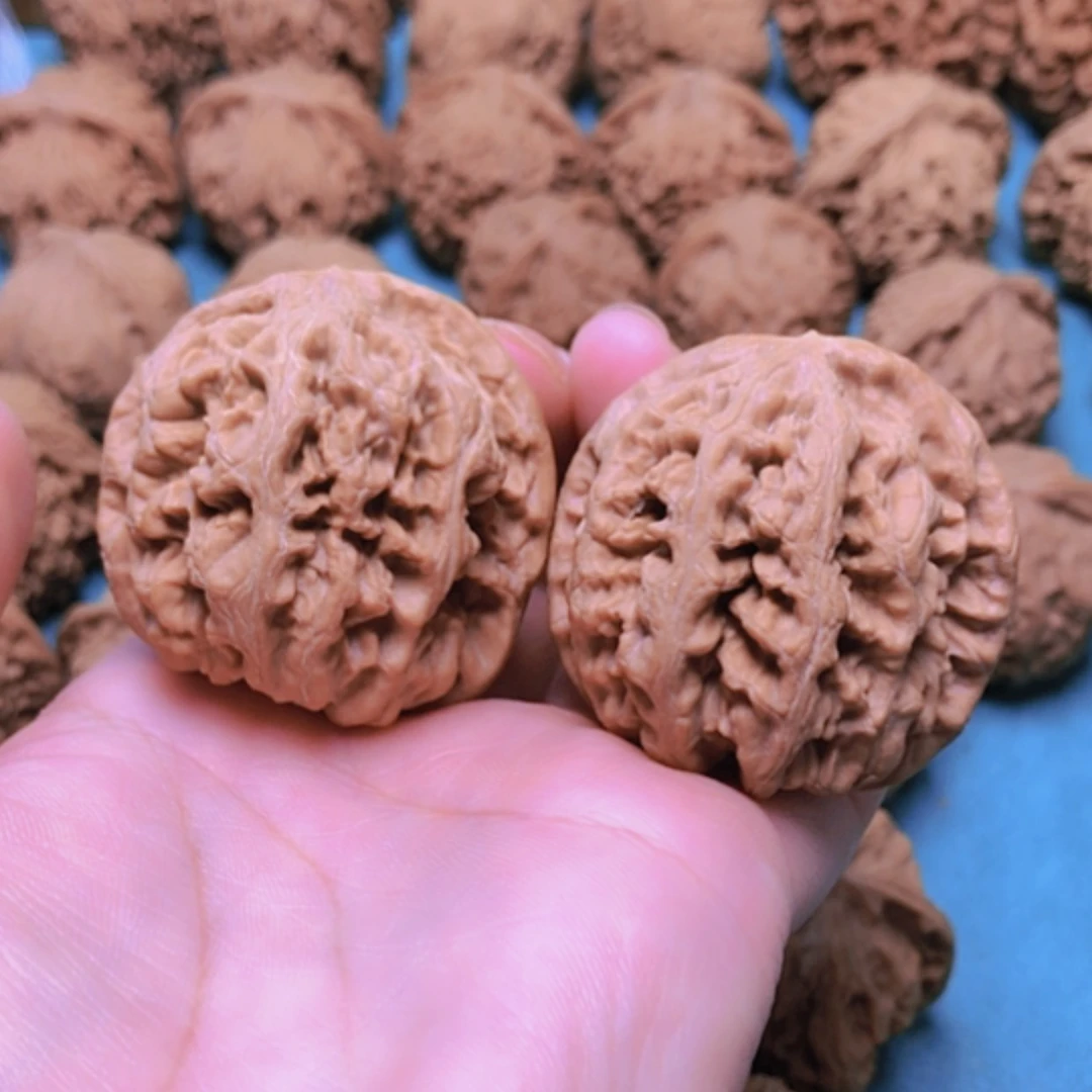 【闪购商品】摆件核桃41粗筋有修