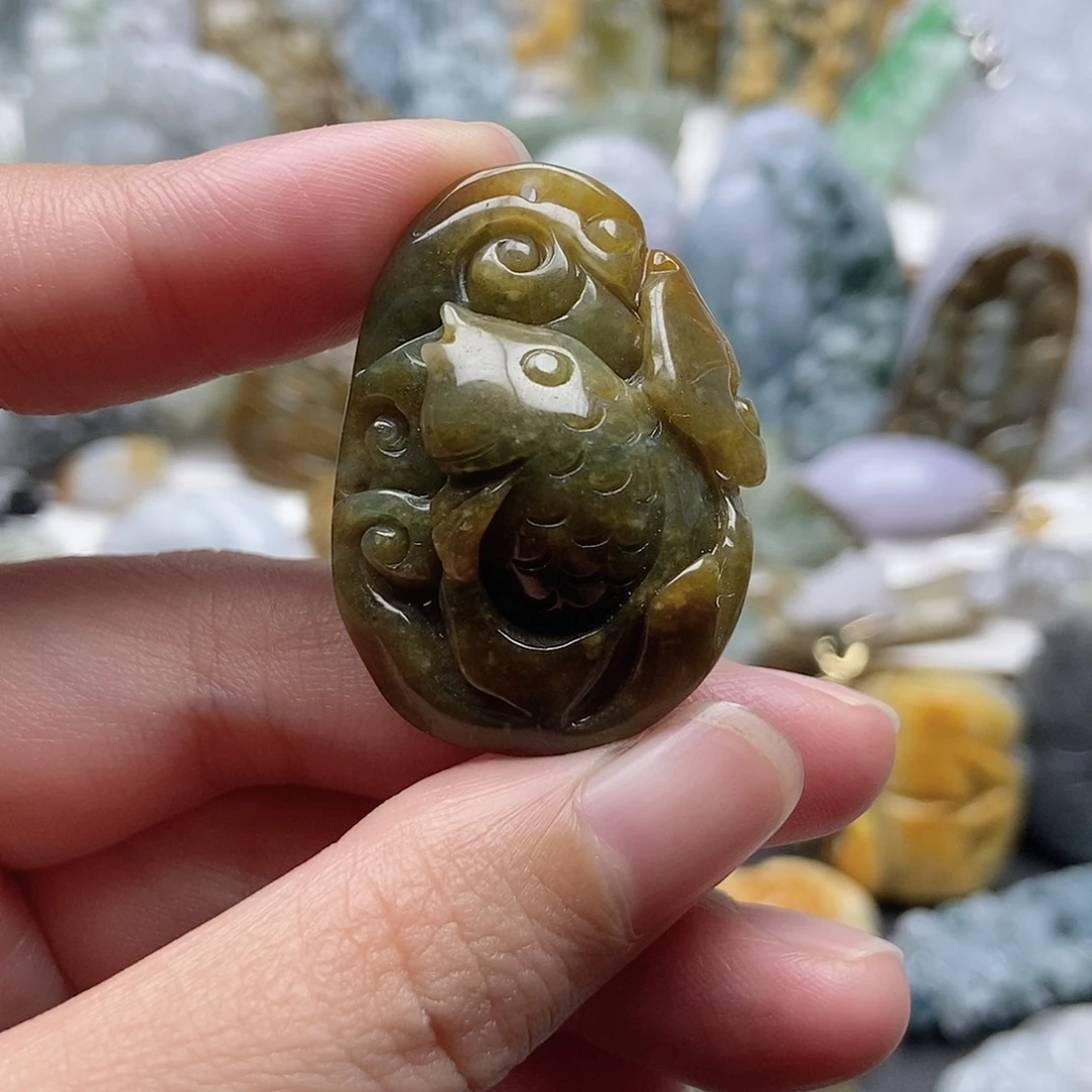 翡翠未镶嵌颈饰翡翠