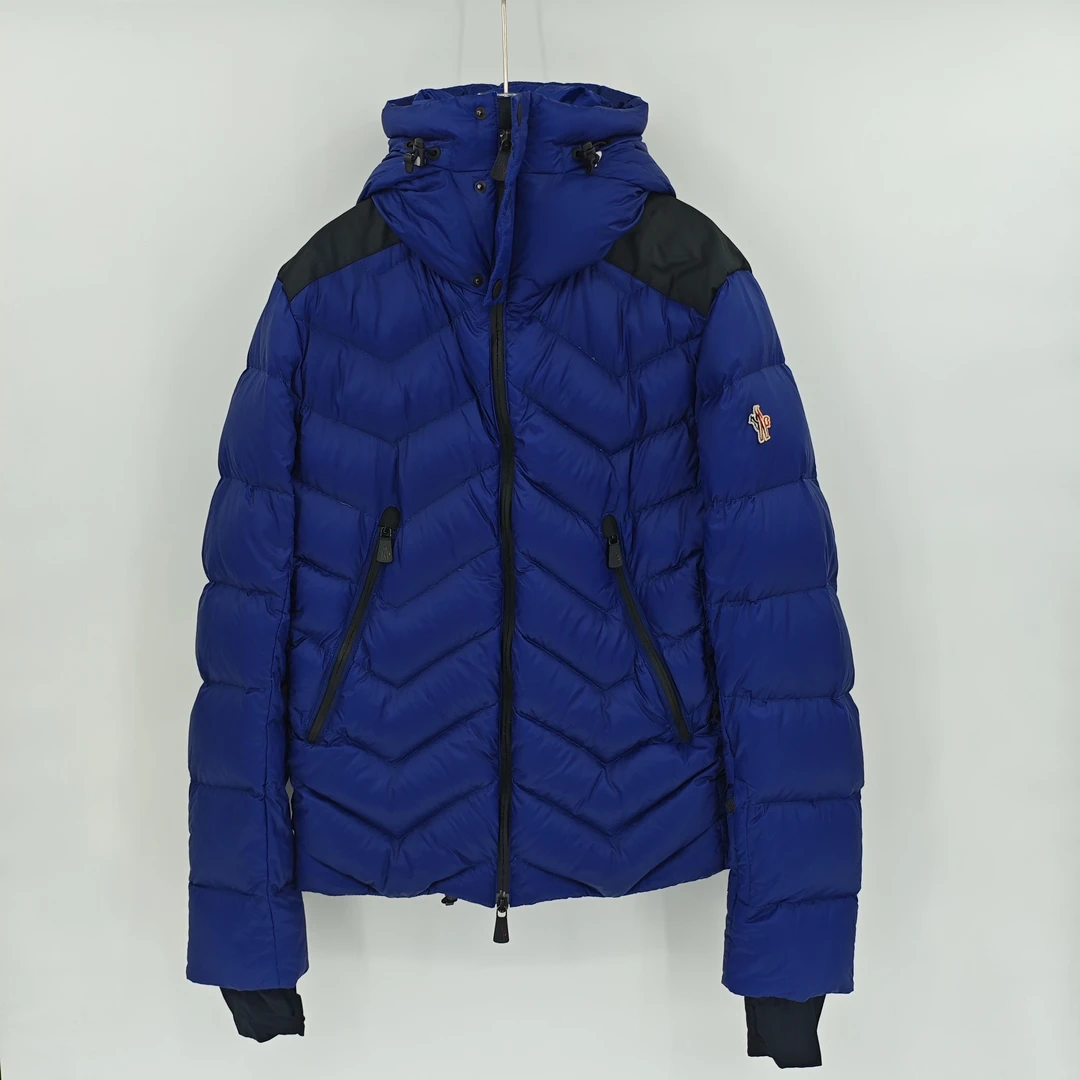 99新 MONCLER 蓝色滑雪系列厚款羽绒服/3码/Sw24751