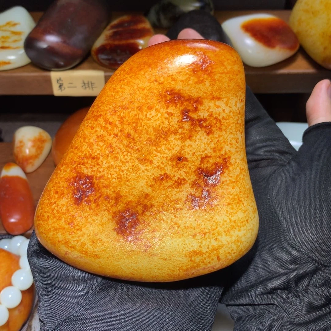 心***佛和田玉未镶嵌颈饰