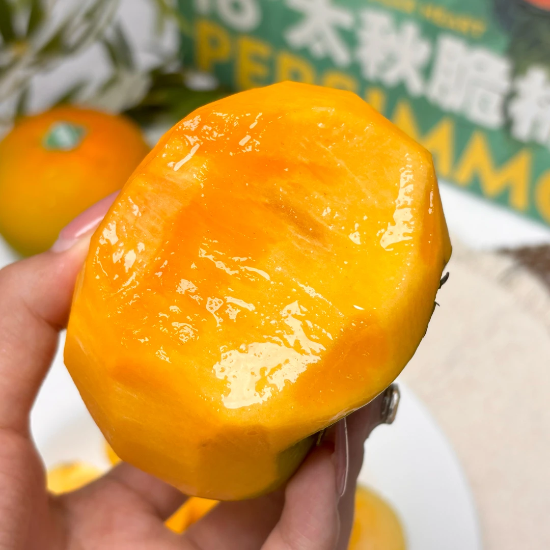 太秋脆柿纯甜酥脆香甜无涩口微软后甜度更高自然完熟表面有黑糖圈