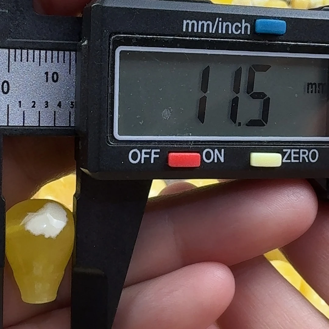 蜜蜡未镶嵌裸石16