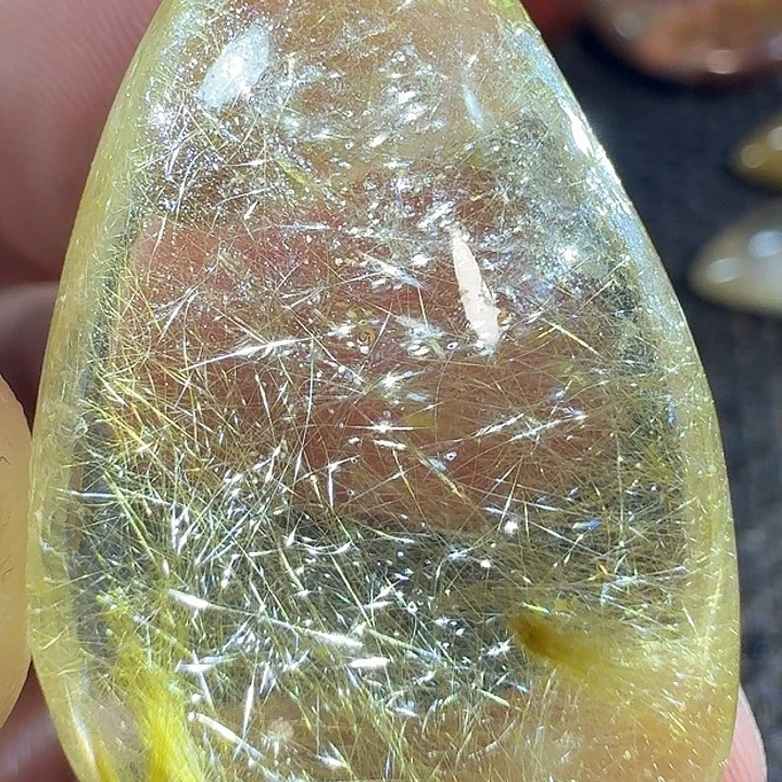一***秋颈饰未镶嵌水晶你