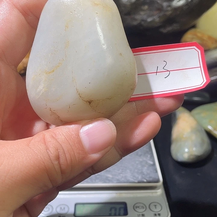 和田玉未镶嵌颈饰13